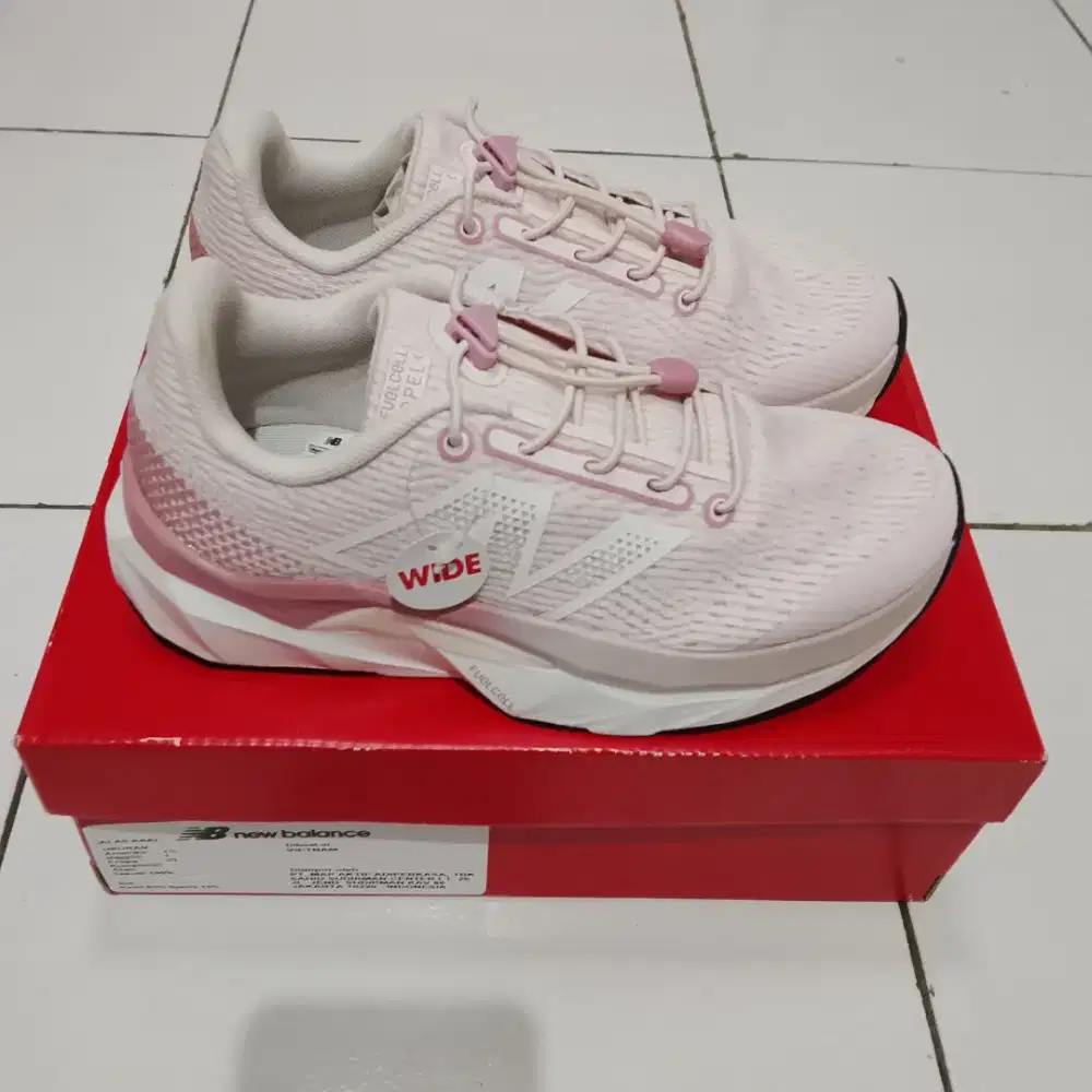 SEPATU ANAK PEREMPUAN MEREK NEW BALANCE