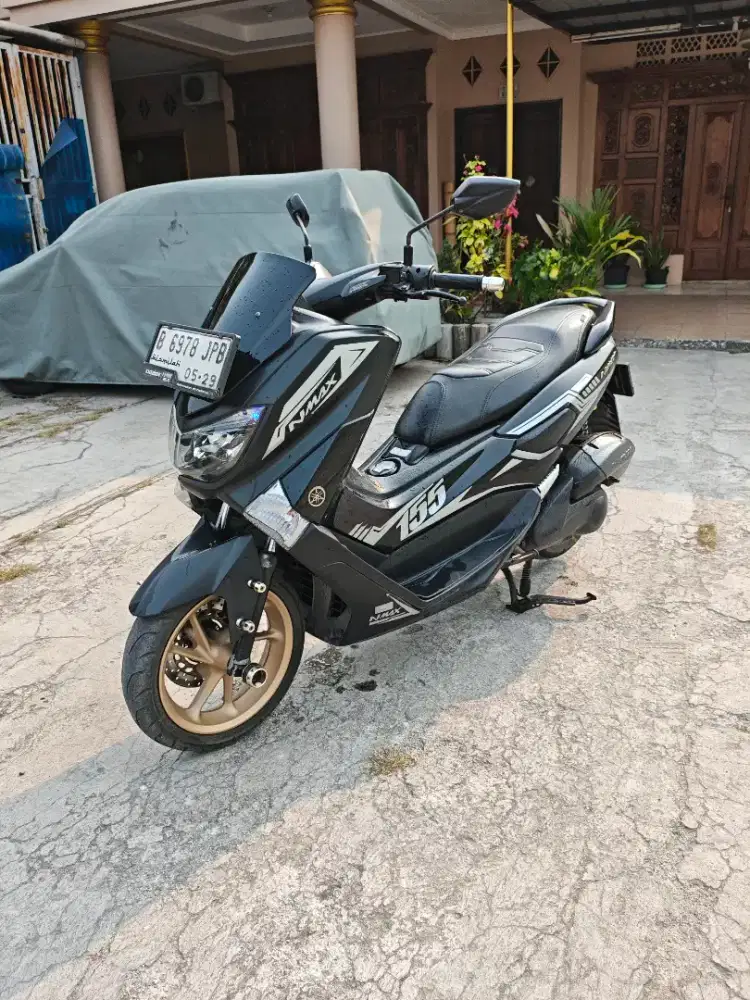•Sale Nmax old 155cc 2018 surat komplit