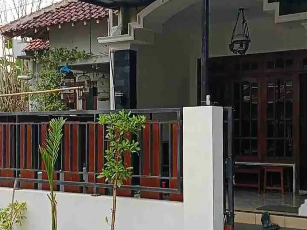 Rumah cantik, murah di gabusan Jl Parangtritis dkt ke Malioboro, Keraton Yogyakarta, kampus pusat UAD, kampus ATK, masjid Jogokaryan