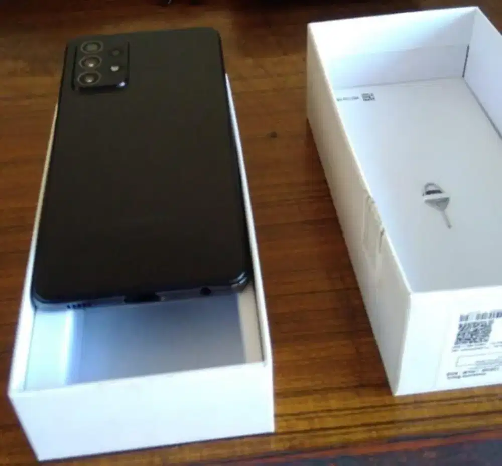 Samsung A72 4G (8/128)