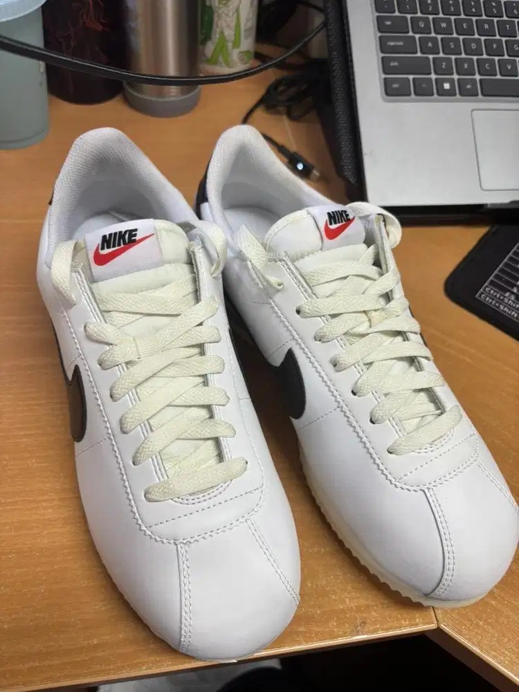 Sepatu Nike Cortez uk 43 Putih Baru