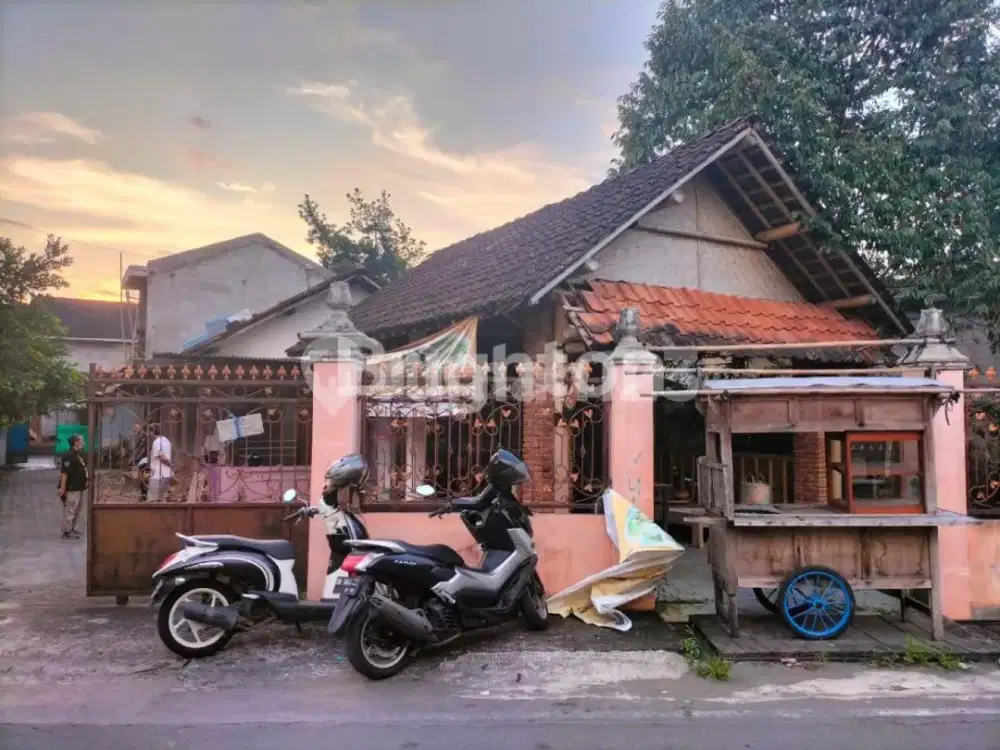 RUMAH BESERTA KOST2AN DEKAT KAMPUS UPN SETURAN JOGJA