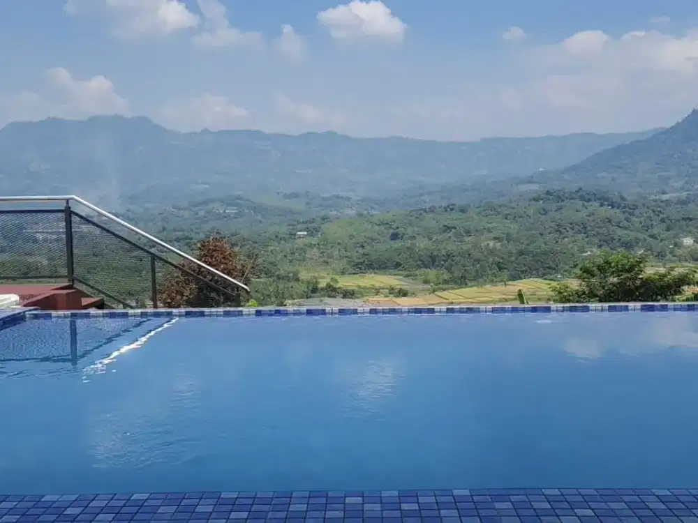 Dijual Tanah Kavling Datar di Jalur Puncak Dua. View Pegunungan Sangat Cocok Untuk Bangun Vila