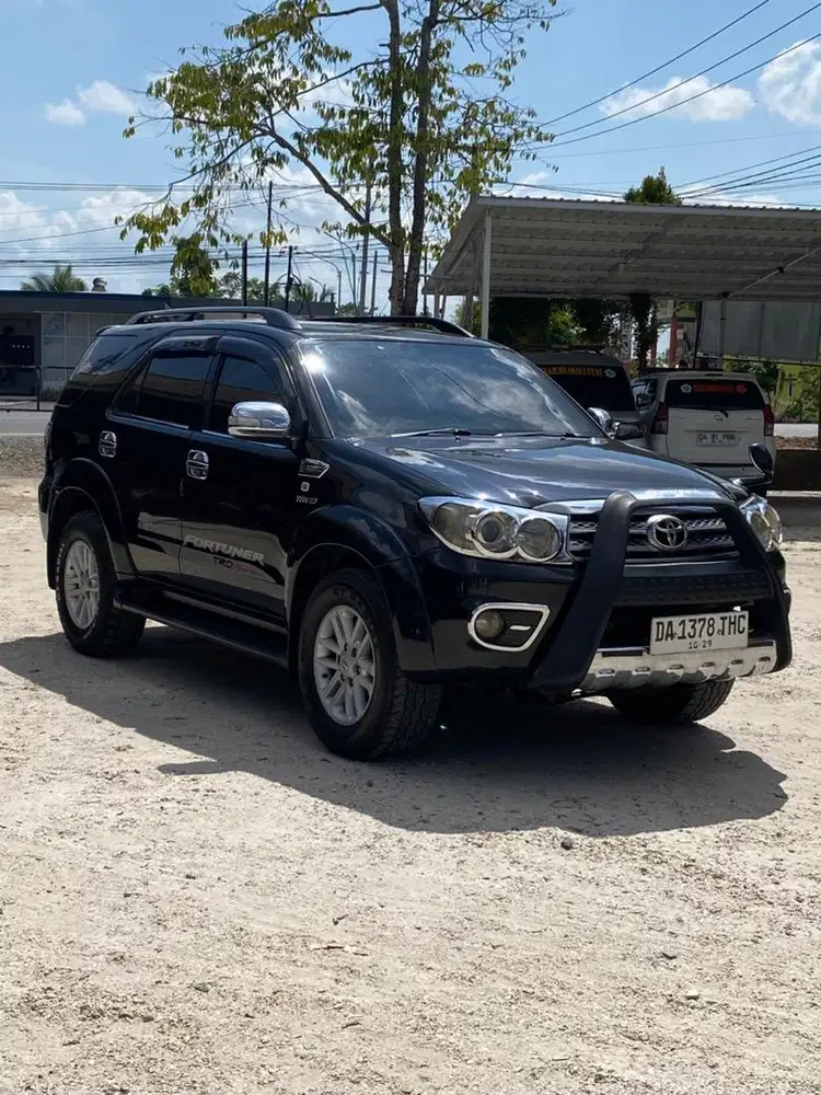 Fortuner 4x2 Bensin