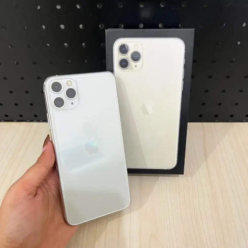 iPhone 11 pro max 256GB Register