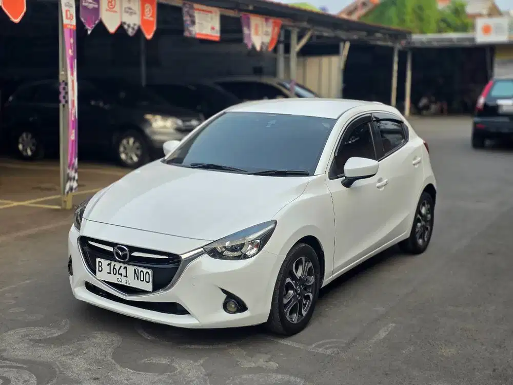 Mazda 2 Skyactiv GT Matic 2015 Dp 7 Juta Promo