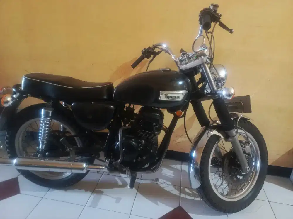 Yamaha scorpio custom british
