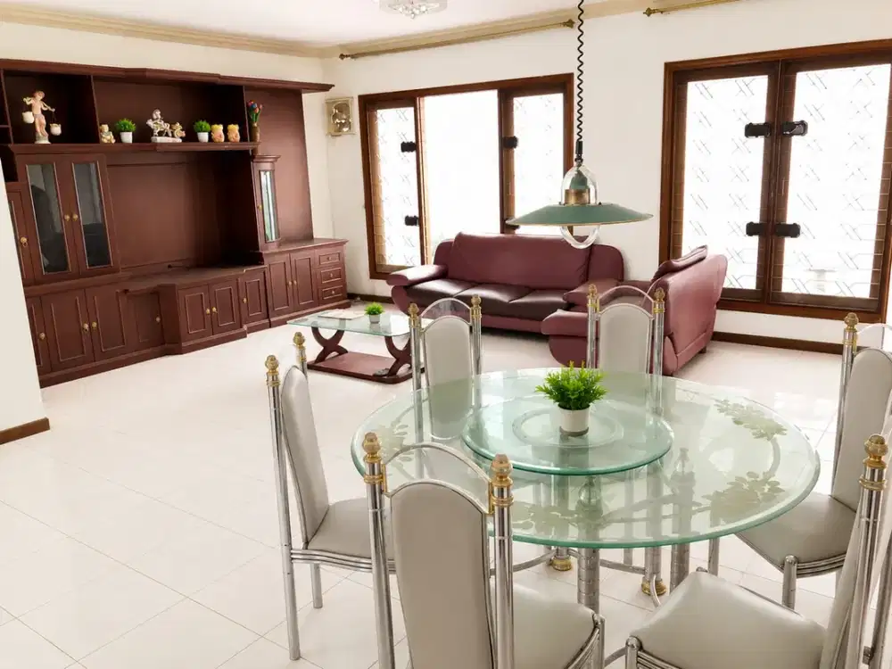 Siap Huni Rumah Graha Famili Kawasan Elit Surabaya Barat