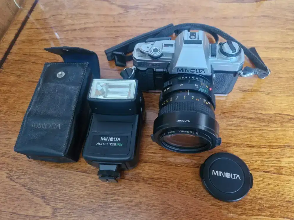 Camera SLR Minolta X-300