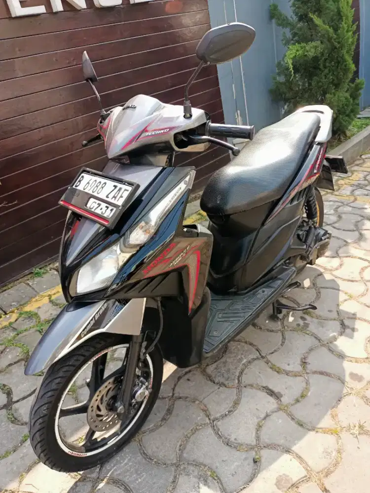 DIJUAL CEPAT HONDA VARIO TECHNO CBS KARBURATOR ORIGINAL ANTIK