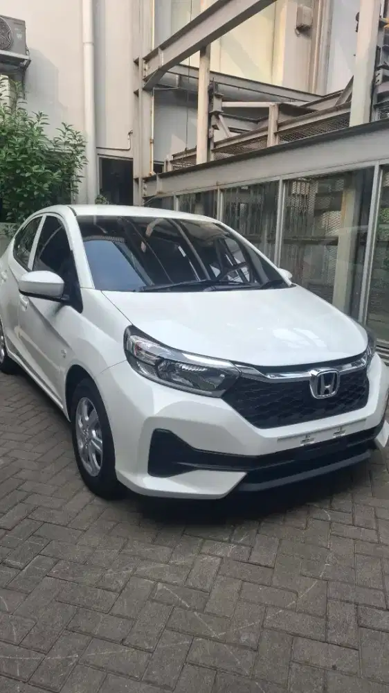 Dp 17 Juta Extra CashBack Brio S CVT