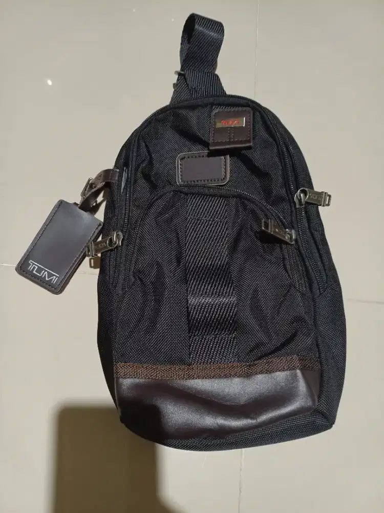 Tas WB Tumi kondisi sangat bagus