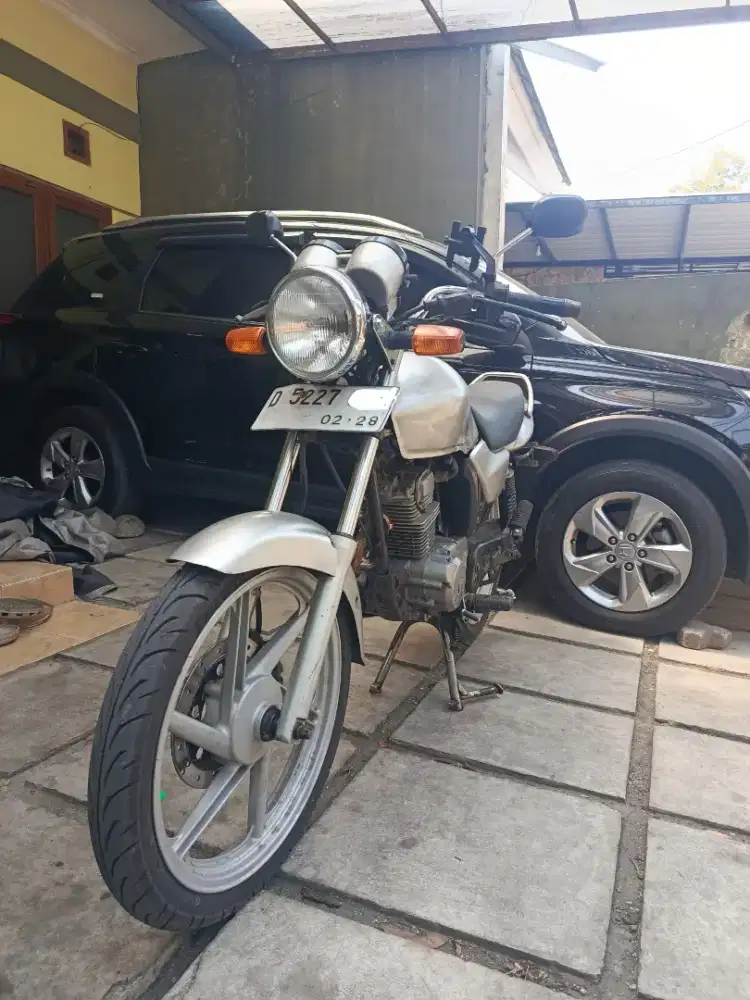 Megapro hiu 2002