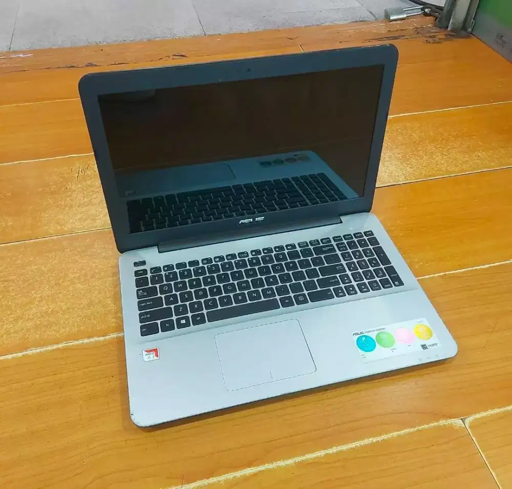 Laptop ASUS X555B