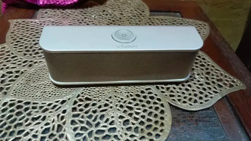 VIVAN VSB900 Bluetooth speaker