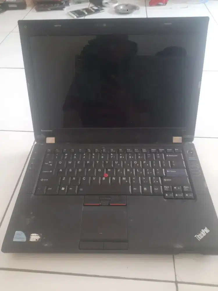Laptop tinkpad core i5 matot L420