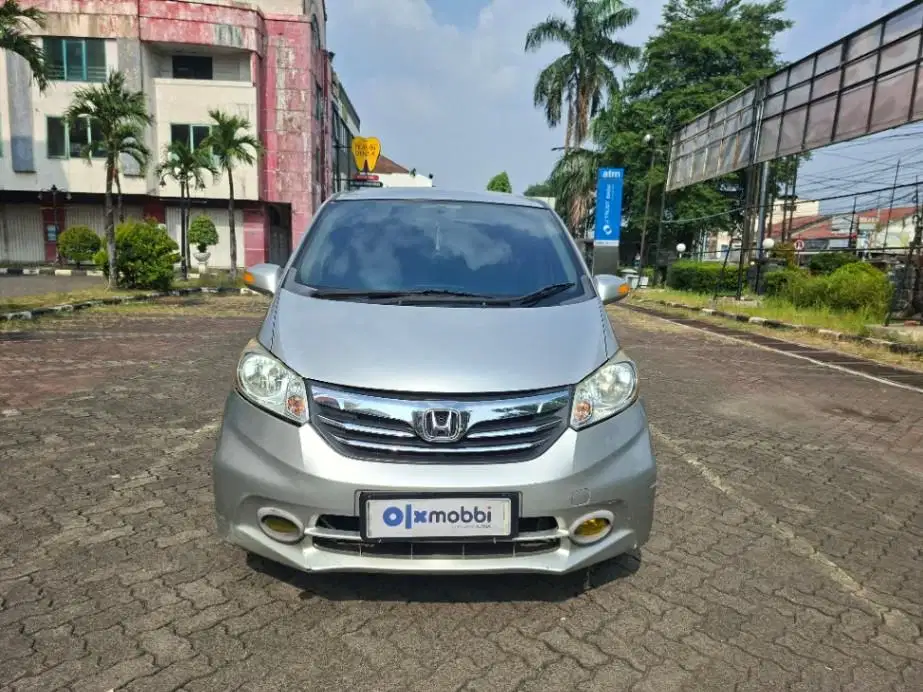 Honda Freed 1.5 S Bensin AT 2013 Abu-Abu
