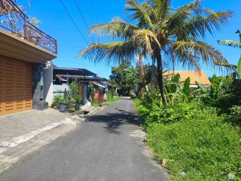 Tanah Strategis 300m2 Pusat Kota Gianyar
