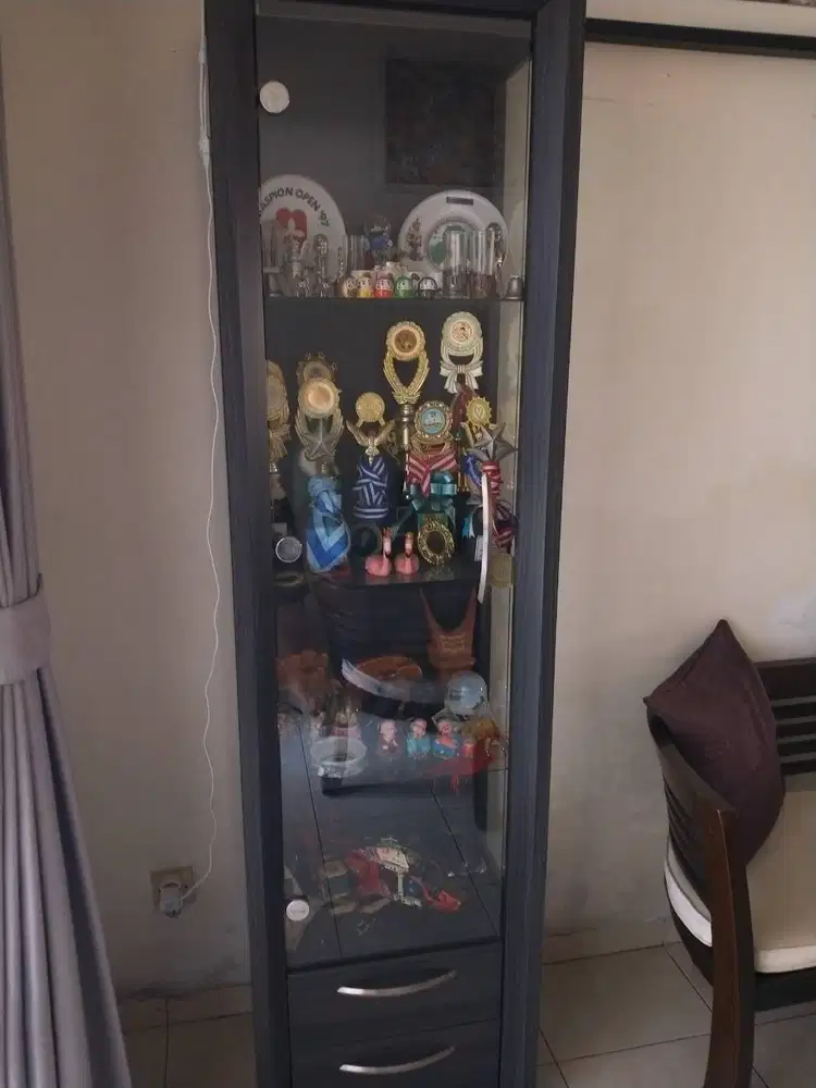 Dijual perabot lemari