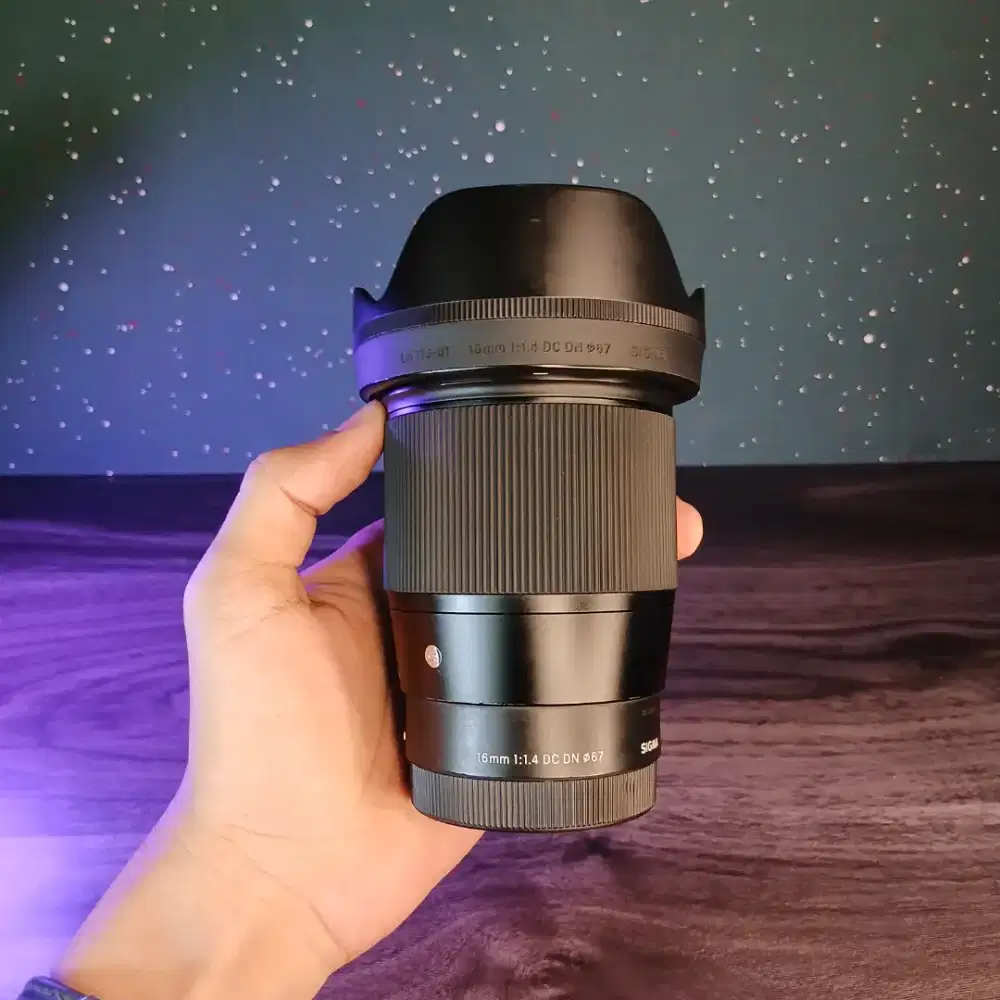SIGMA 16MM F1.4 BLACK FULLSETBOX GOOD CONDITION FOR SONY