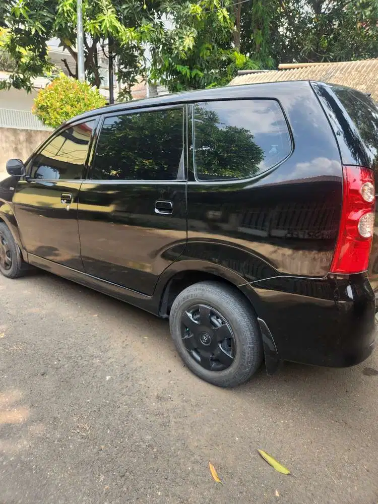 Toyota Avanza 2010 Bensin