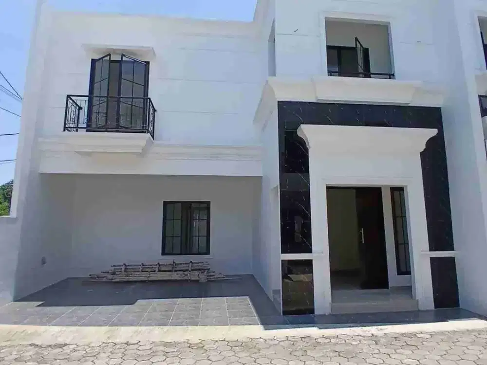 Di Jual Rumah 2 Lantai GDC Posisi Hook