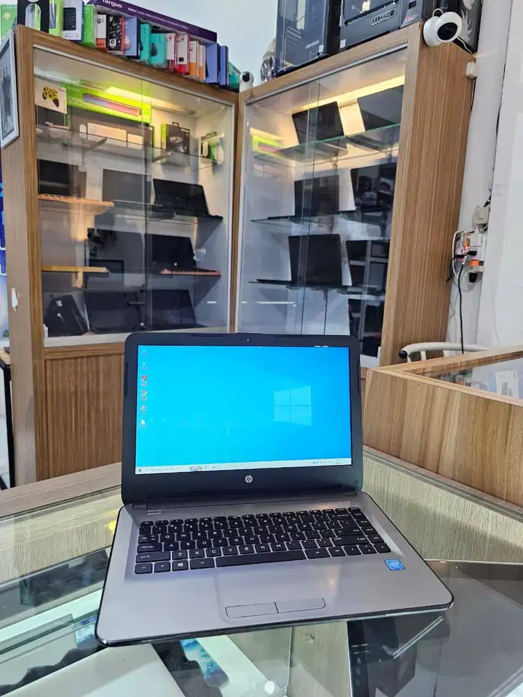 Laptop Baru Murah Meriah Cocok Untuk Sekolah/Kerja