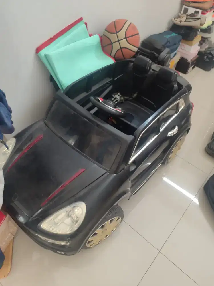 Mobi mobilanl Aki anak