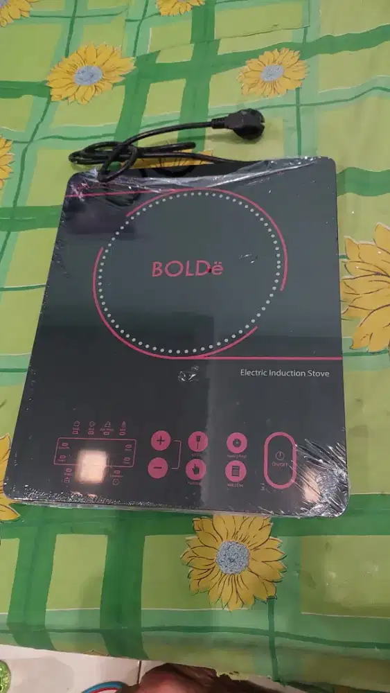 BOLDE Kompor Listrik Induksi