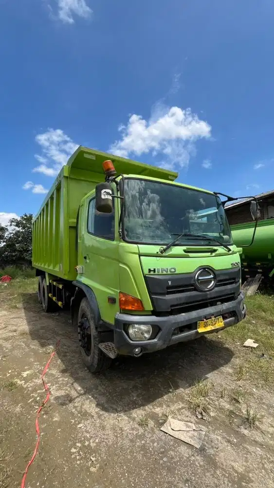 Hino DT 500 FM260JD indk 26