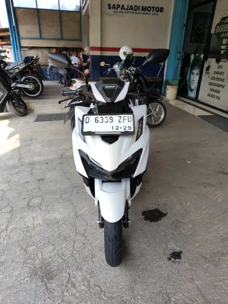 HONDA NEW VARIO 160 CBS TAHUN 2024 KM 1RB