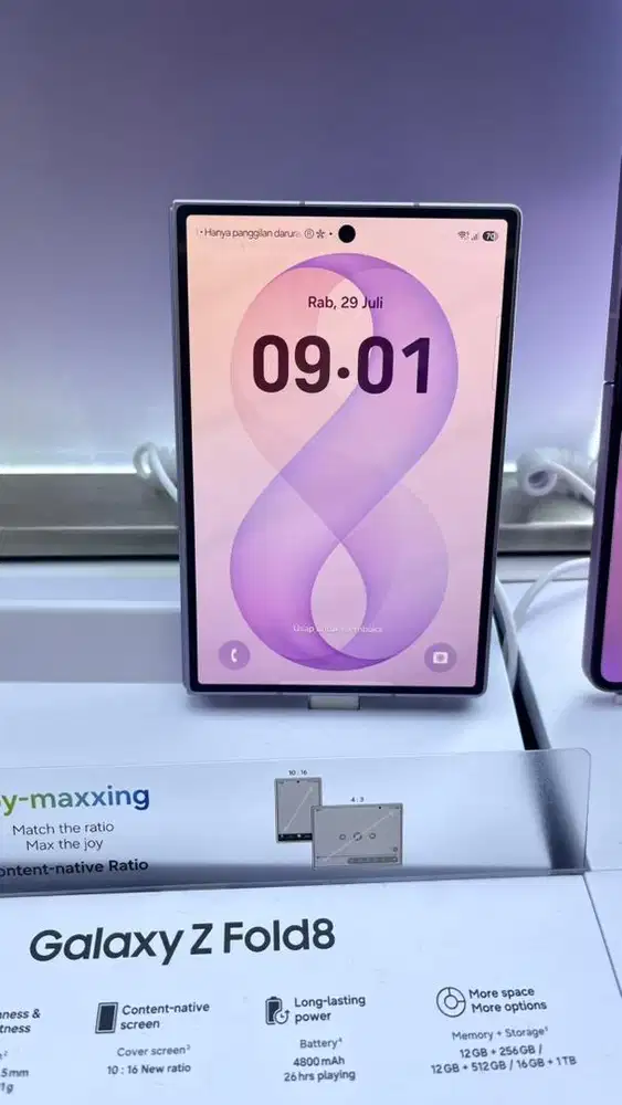 Samsung Galaxy Z fold8