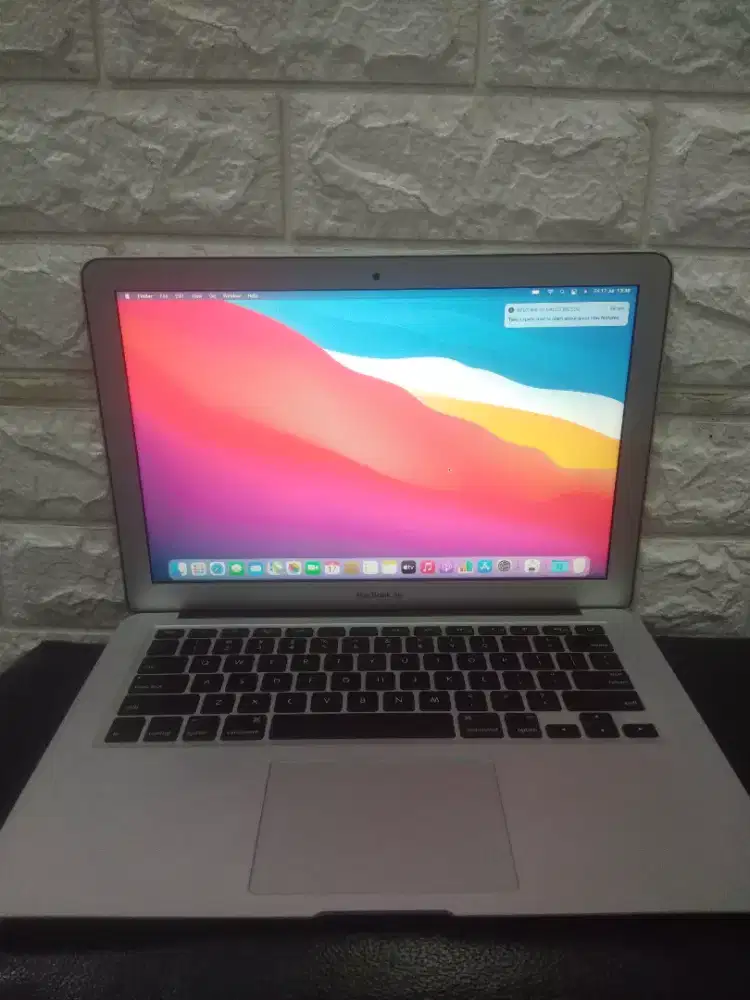 bu jual MacBook Air 13 2015 8gb/ssd128gb