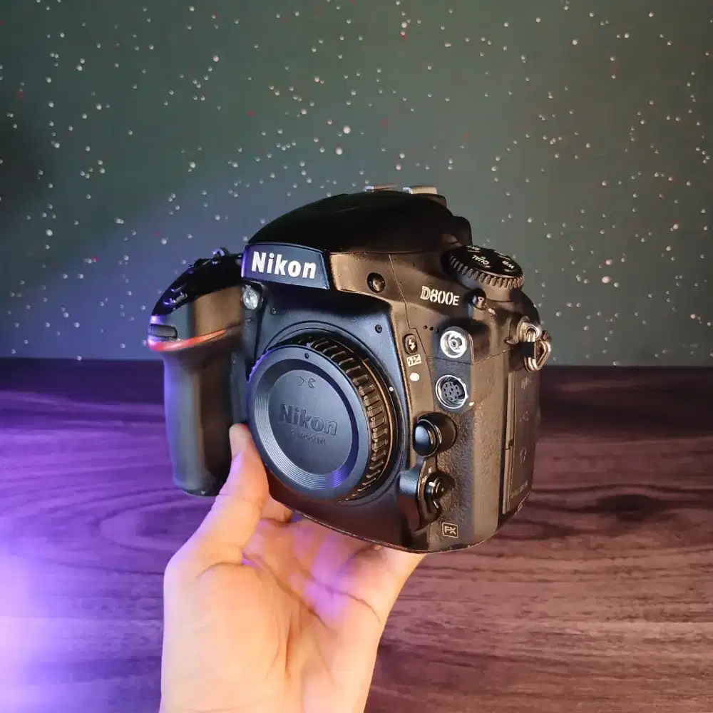 DSLR FULLFRAME NIKON D800E GOOD CONDITON LCD AMAN