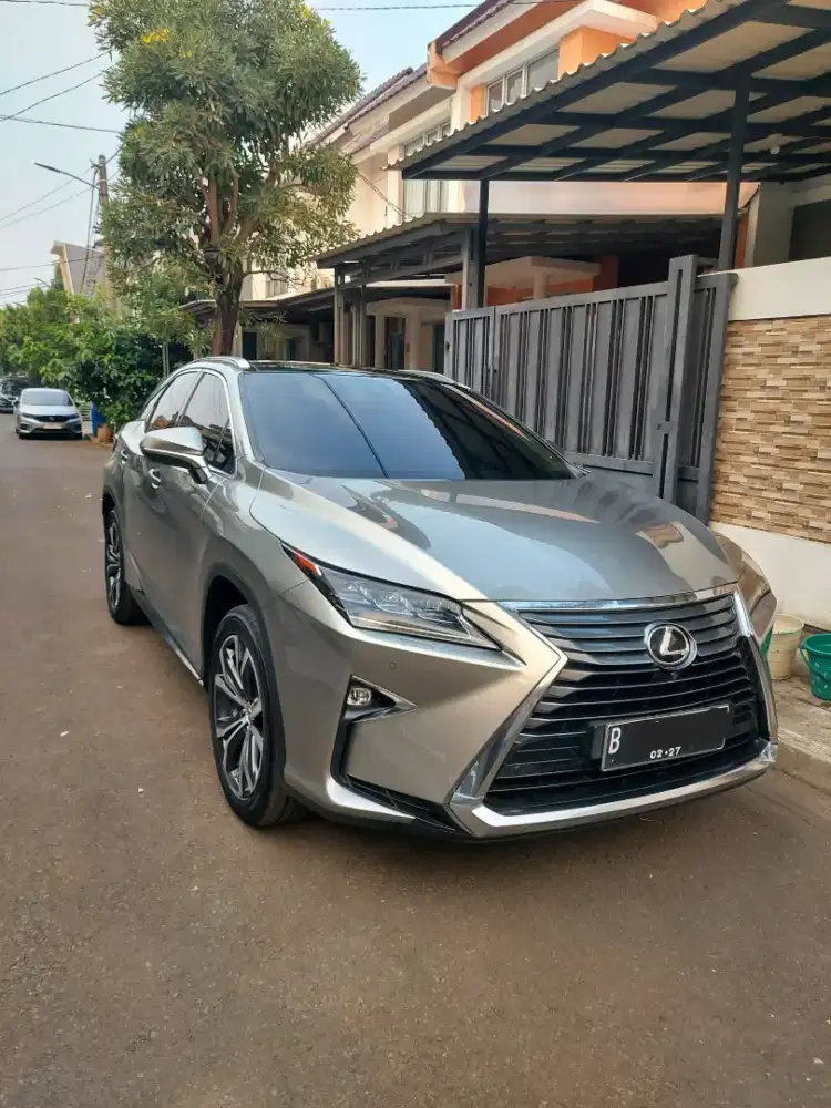 Lexus RX200T luxury 2016