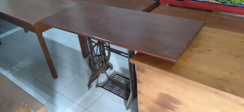 DIJUAL MEJA BEKAS MESIN JAHIT PAPAN KAYU JATI