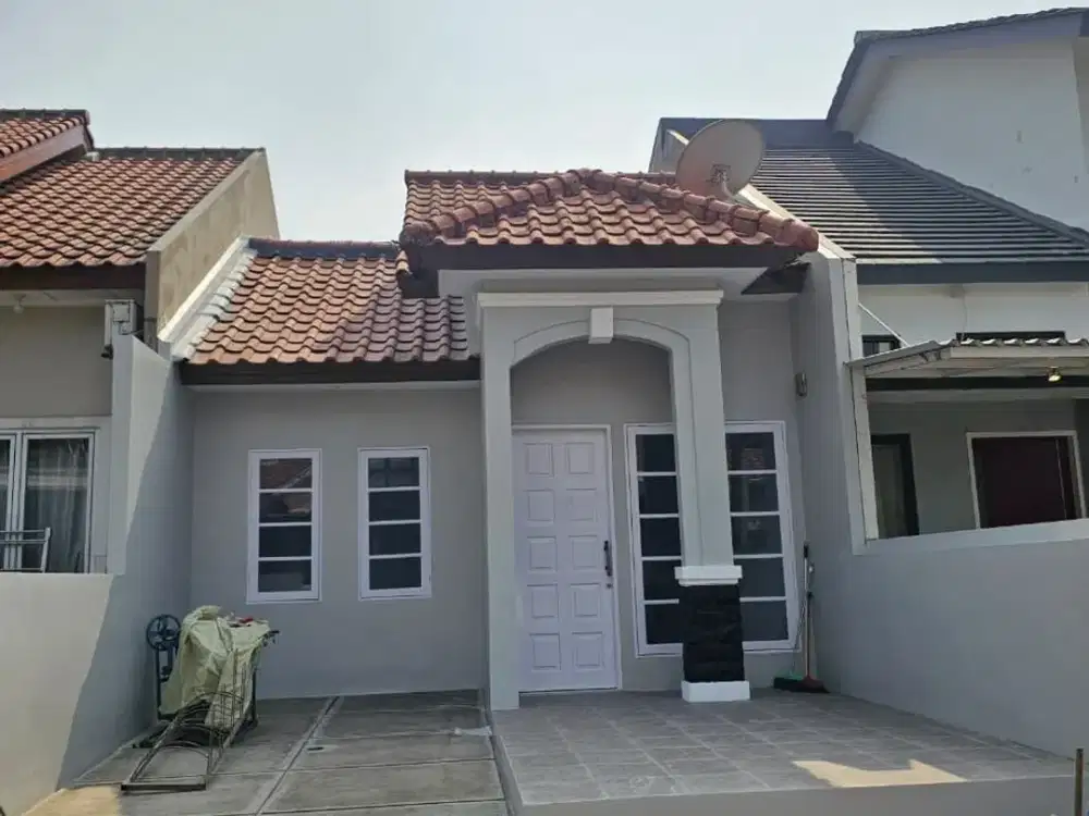 Ay. Dijual Rumah Kota Wisata Full Renovasi Siap Huni