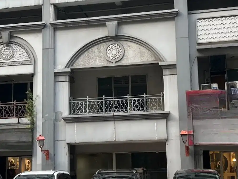 Dijual cepat ruko 2 lantai siap pakai strategis cocok untuk cafe, klinik, minimarket dll di MOI Jakarta Utara