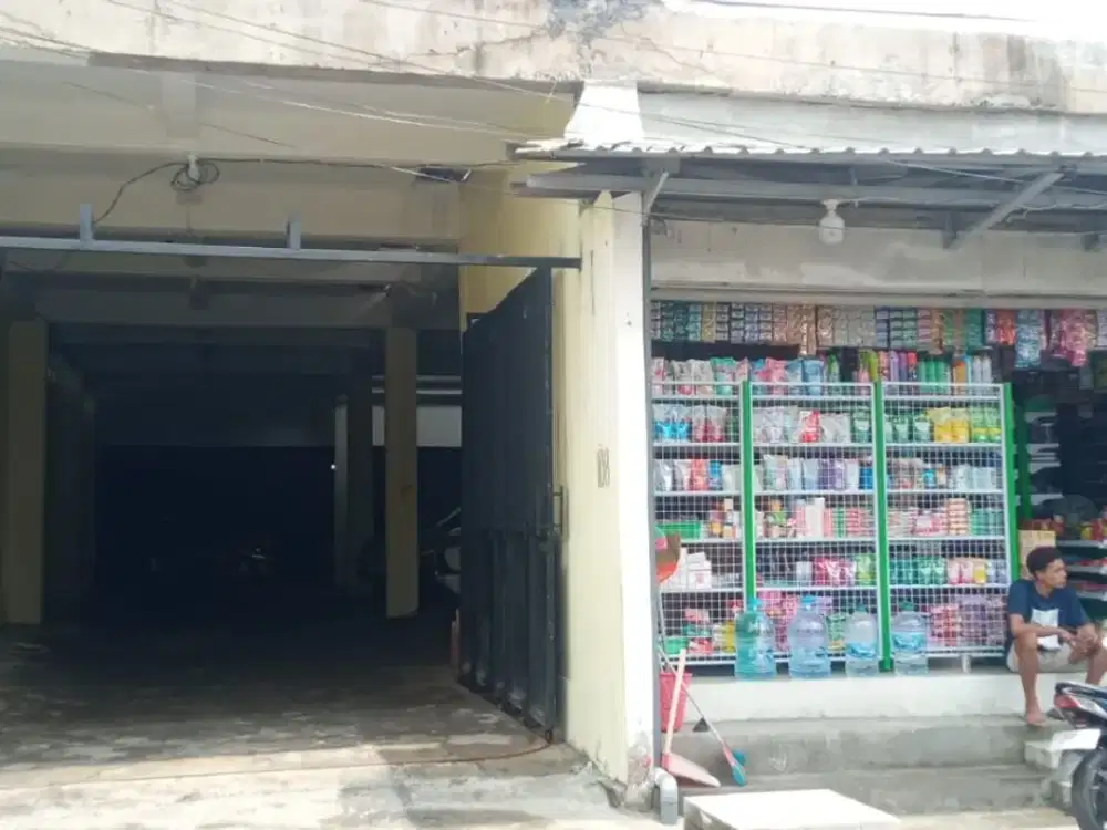 Rumah Usaha 2 Lantai LOKASI PETEMON SURABAYA
