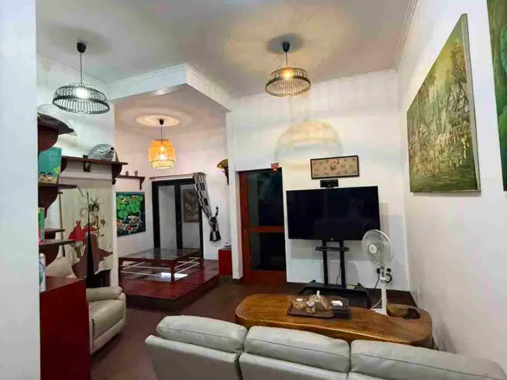 Dijual Cepat Rumah di Griya Loka Bsd City