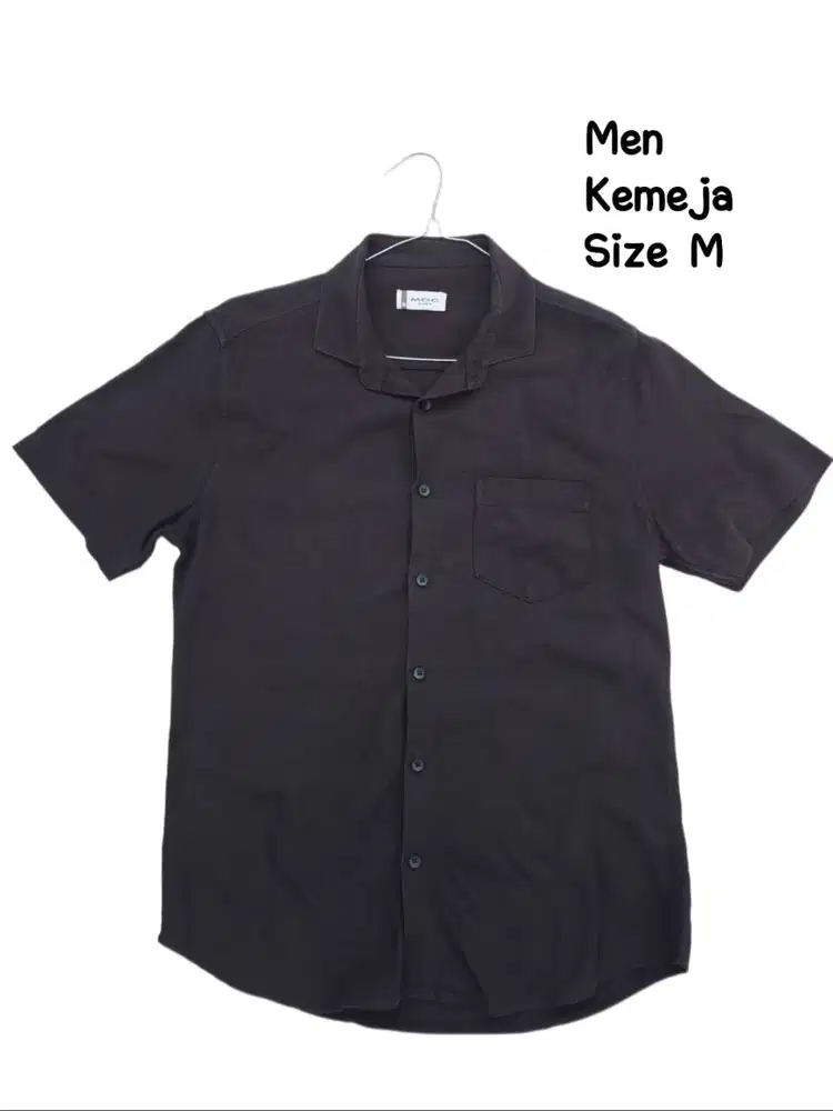 Kemeja Pria Size M Hitam