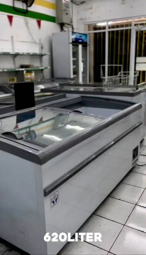 Freezer Sliding 620 L