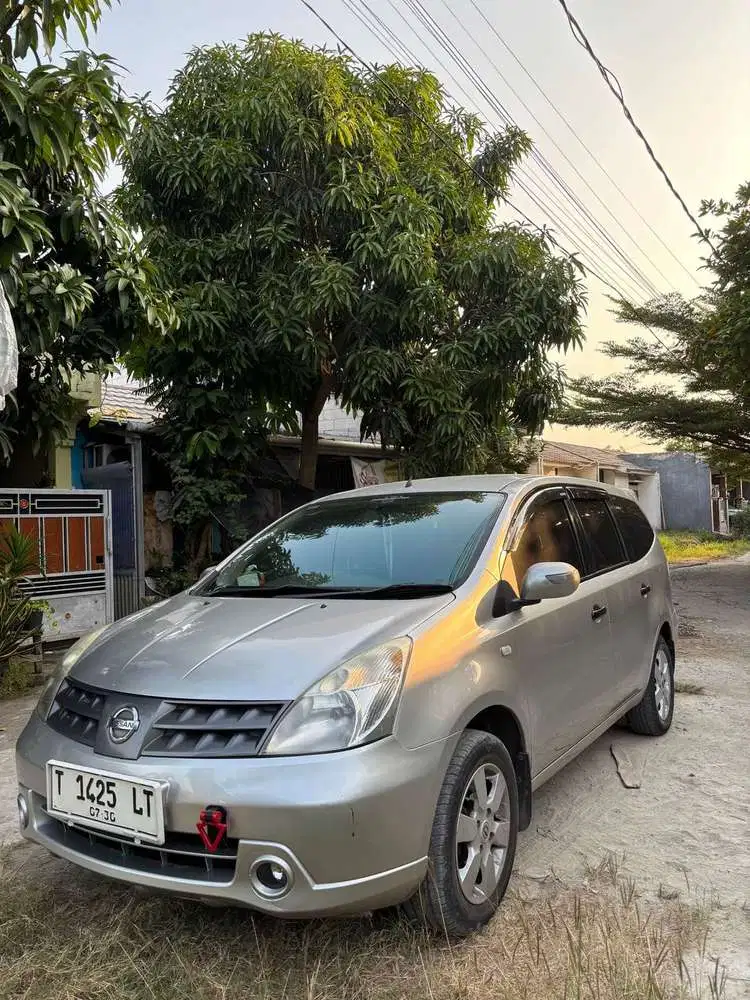 Nissan Grand livina 2008 Bensin