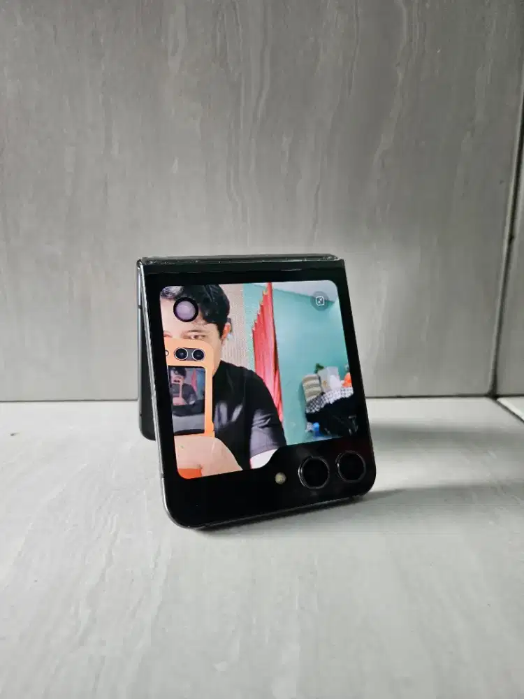 Samsung Z flip 5 8/256GB
