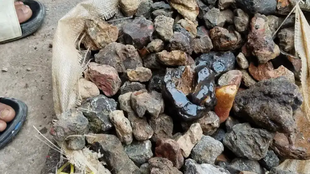 Batu akik karang nunggal