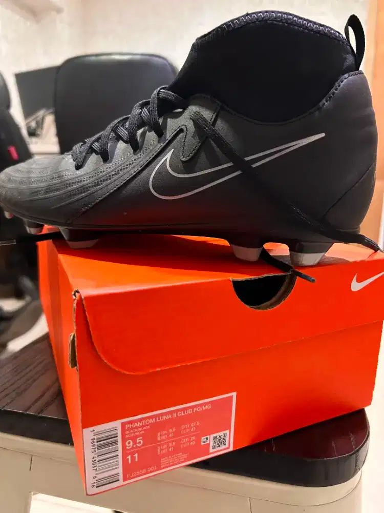 Dijual Sepatu Bola Nike Phantom Luna II Club