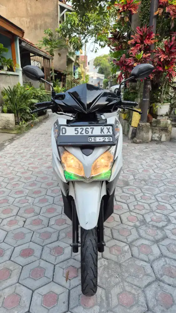 Honda Vario KZR 125 FI CBS 2014 White Silver