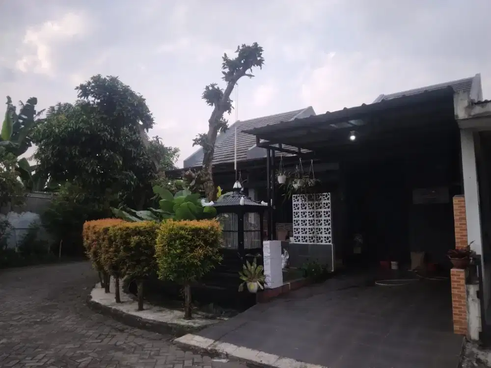 Dijual Cepat Rumah Hoek Tanah Luas. Pemilik Langsung Tanpa Perantara di The Address Cibubur