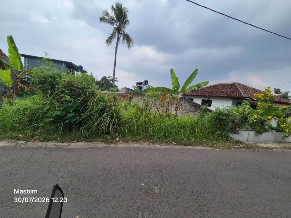 TANAH Dijual dekat MBK