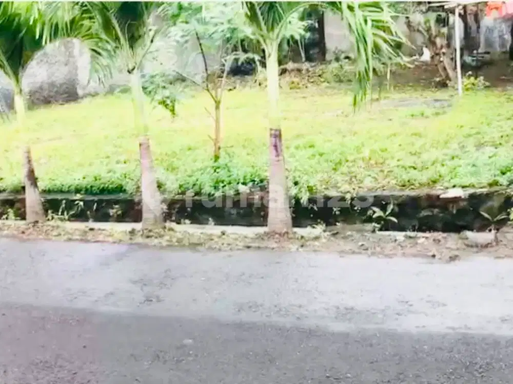 Tanah Luas Datar Siap Bangun Mangku Jalan Aspal Lokasi Dalam Ring Road